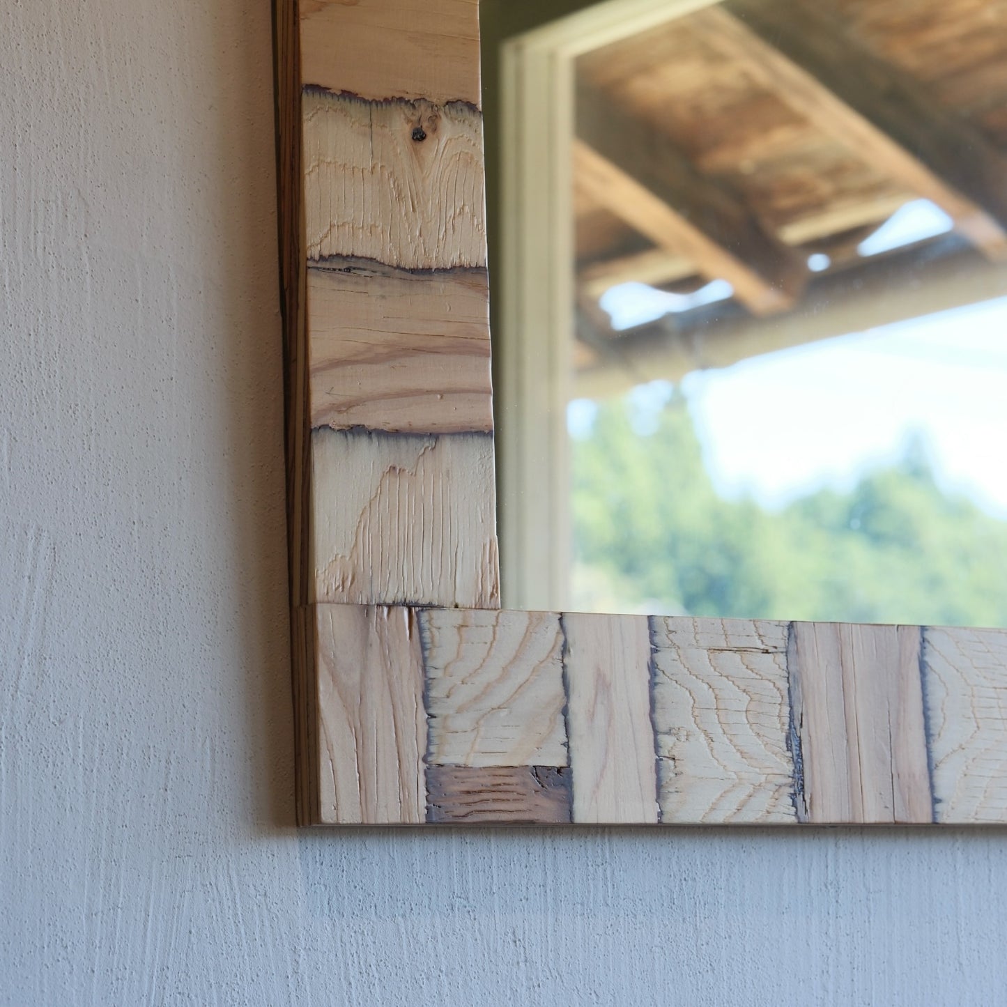 DGN Wall Mirror